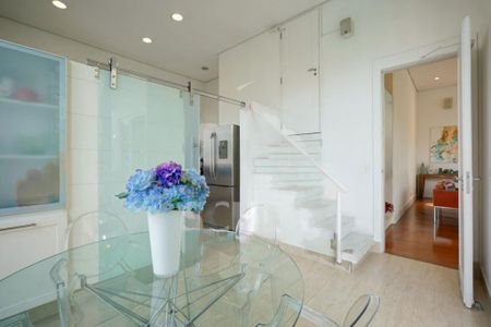 Casa à venda com 700m², 5 quartos e 6 vagas