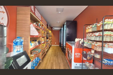 Apartamento à venda com 29m², 1 quarto e sem vaga Apartamento à venda com 29m², 1 quarto e sem vagaMini Mercado