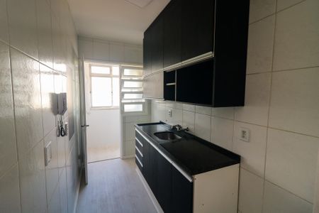 Apartamento para alugar com 101m², 3 quartos e 2 vagas Apartamento para alugar com 101m², 3 quartos e 2 vagasCozinha