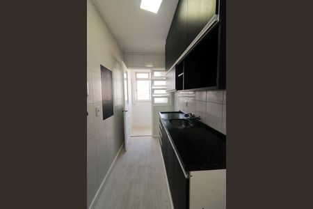 Apartamento para alugar com 101m², 3 quartos e 2 vagas Apartamento para alugar com 101m², 3 quartos e 2 vagasCozinha