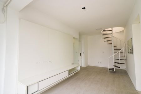 Apartamento para alugar com 101m², 3 quartos e 2 vagas Apartamento para alugar com 101m², 3 quartos e 2 vagasSala 1