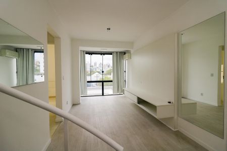 Apartamento para alugar com 101m², 3 quartos e 2 vagas Apartamento para alugar com 101m², 3 quartos e 2 vagasSala 1