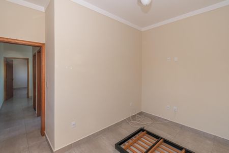 Casa à venda com 120m², 3 quartos e 4 vagas Casa à venda com 120m², 3 quartos e 4 vagasQuarto 2