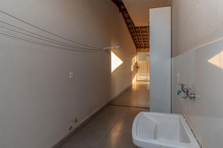 Casa à venda com 120m², 3 quartos e 4 vagas Casa à venda com 120m², 3 quartos e 4 vagasÁrea de Serviço
