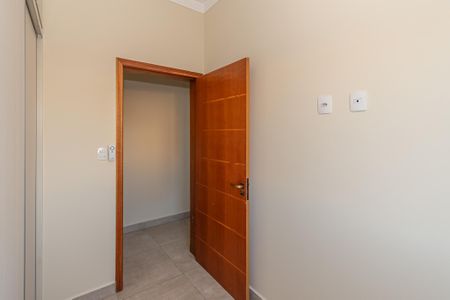Casa à venda com 120m², 3 quartos e 4 vagas Casa à venda com 120m², 3 quartos e 4 vagasQuarto 1