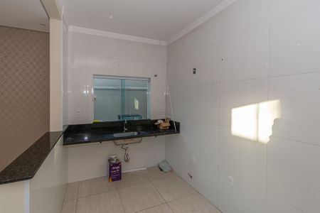 Casa à venda com 120m², 3 quartos e 4 vagas Casa à venda com 120m², 3 quartos e 4 vagasCozinha