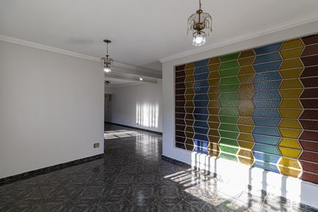 Casa para alugar com 202m², 3 quartos e 1 vagaSala