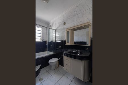 Casa para alugar com 202m², 3 quartos e 1 vagaBanheiro Suíte