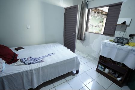 Casa à venda com 180m², 2 quartos e 3 vagas