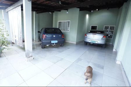 Casa à venda com 2 quartos, 180m² em Jardim Marques de Abreu, Goiânia
