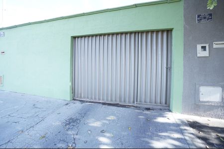 Casa à venda com 180m², 2 quartos e 3 vagas