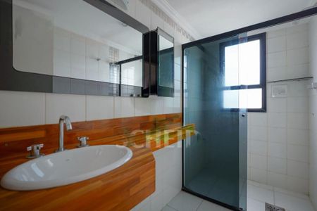 Apartamento à venda com 136m², 4 quartos e 4 vagas