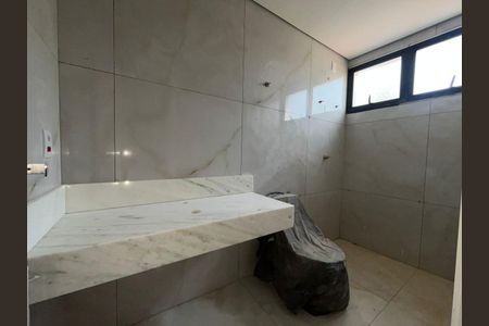 Casa de Condomínio à venda com 3 quartos, 230m² em Casa Branca, Brumadinho