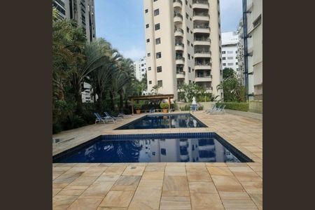 Apartamento à venda com 240m², 3 quartos e 4 vagas