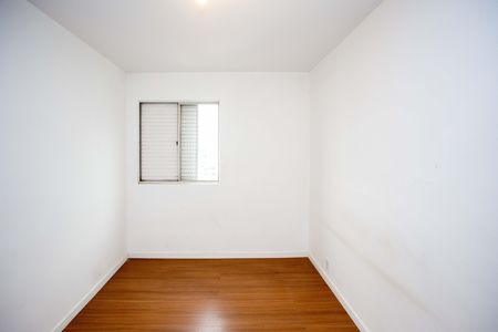 Quarto 1 de apartamento à venda com 2 quartos, 60m² em Jardim Maria Leonor, Diadema