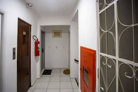 Apartamento à venda com 60m², 2 quartos e 1 vagaHall de entrada