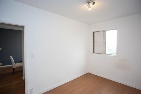 Apartamento à venda com 60m², 2 quartos e 1 vagaQuarto 2
