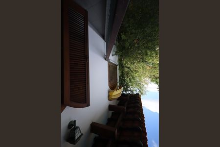 Casa de condomínio para alugar com 853m², 4 quartos e 6 vagasVaranda Quarto 4
