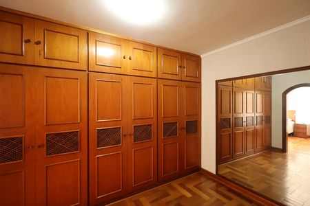 Casa de condomínio para alugar com 853m², 4 quartos e 6 vagasQuarto 1 suíte 1 