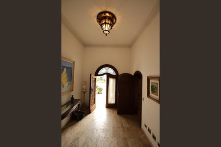 Casa de condomínio para alugar com 853m², 4 quartos e 6 vagasHall de entrada Sala 
