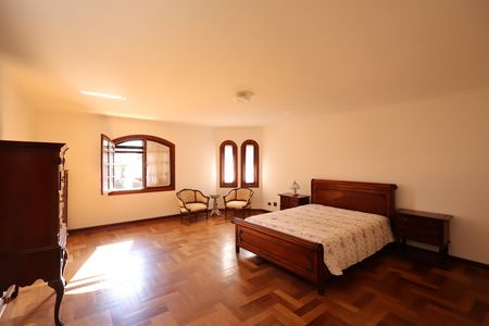 Casa de condomínio para alugar com 853m², 4 quartos e 6 vagasQuarto 2 Suite 2 