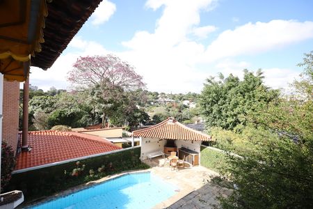 Casa de condomínio para alugar com 853m², 4 quartos e 6 vagasVaranda Quarto 4