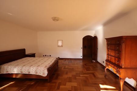 Casa de condomínio para alugar com 853m², 4 quartos e 6 vagasQuarto 2 Suite 2 