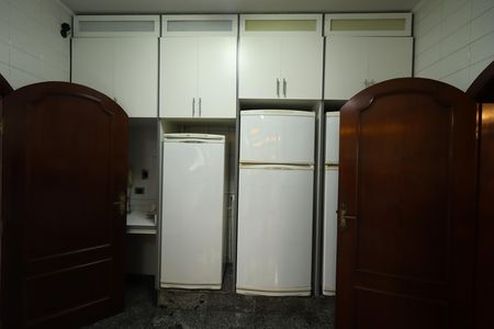 Casa de condomínio para alugar com 853m², 4 quartos e 6 vagasCozinha