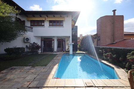 Casa de condomínio para alugar com 853m², 4 quartos e 6 vagasPiscina