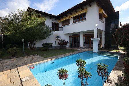 Casa de condomínio para alugar com 853m², 4 quartos e 6 vagasPiscina