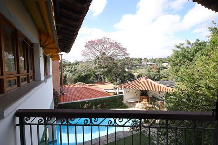 Casa de condomínio para alugar com 853m², 4 quartos e 6 vagasVaranda Quarto 4