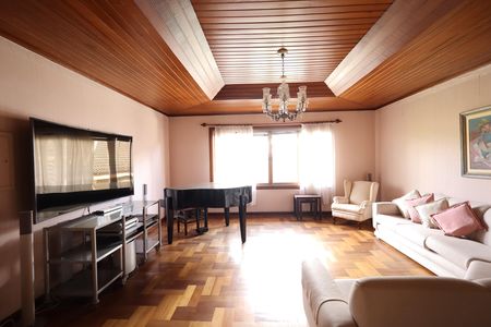 Casa de condomínio para alugar com 853m², 4 quartos e 6 vagasSala de tv