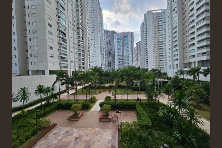 Apartamento à venda com 90m², 2 quartos e 1 vaga