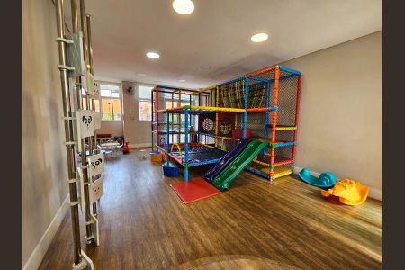 Apartamento à venda com 90m², 2 quartos e 1 vaga
