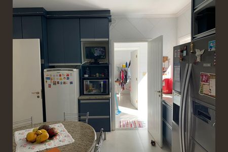 Casa à venda com 4 quartos, 584m² em Jardim Guedala, São Paulo