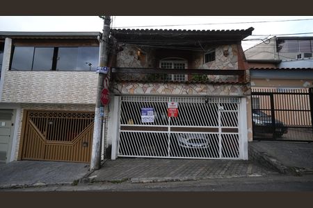 Casa à venda com 212m², 3 quartos e 2 vagasFachada