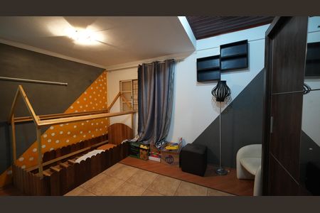 Casa à venda com 212m², 3 quartos e 2 vagasQuarto Suite 2