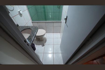 Casa à venda com 212m², 3 quartos e 2 vagasBanheiro da Suíte 2