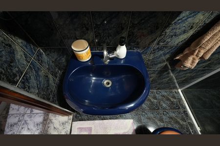 Casa à venda com 212m², 3 quartos e 2 vagasBanheiro Social