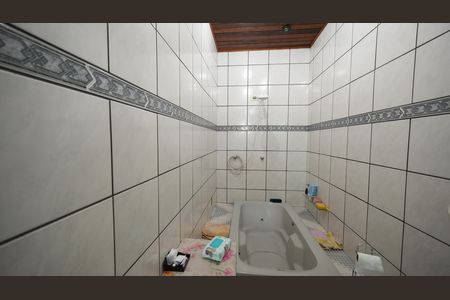 Casa à venda com 212m², 3 quartos e 2 vagasBanheiro da Suíte 1