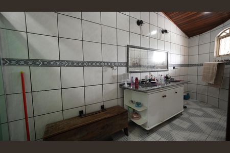 Casa à venda com 212m², 3 quartos e 2 vagasBanheiro da Suíte 1