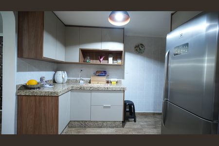 Casa à venda com 212m², 3 quartos e 2 vagasCozinha