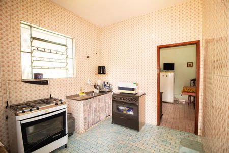 Cozinha de casa à venda com 3 quartos, 130m² em Glória, Belo Horizonte