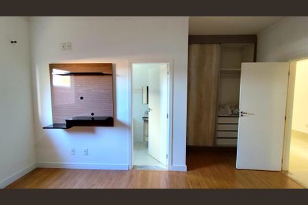 Casa de condomínio para alugar com 270m², 3 quartos e 4 vagas