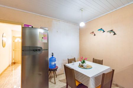 Casa à venda com 110m², 2 quartos e 1 vaga