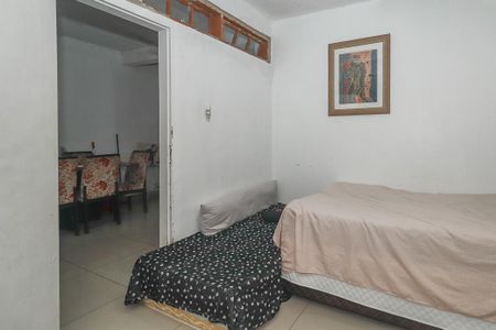 Apartamento à venda com 225m², 6 quartos e 2 vagasQuarto
