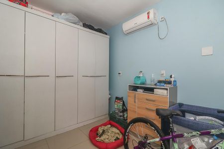 Apartamento à venda com 225m², 6 quartos e 2 vagasQuarto 2