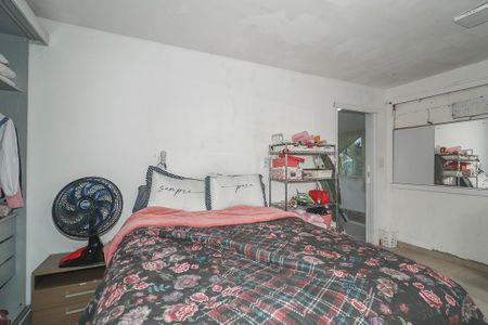 Apartamento à venda com 225m², 6 quartos e 2 vagasQuarto 3 Apartamento 2