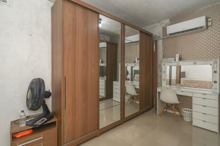 Apartamento à venda com 225m², 6 quartos e 2 vagasQuarto