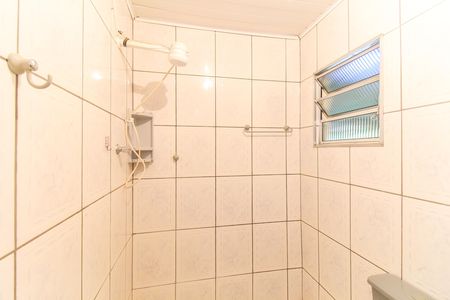 Casa à venda com 230m², 3 quartos e 2 vagas Casa à venda com 230m², 3 quartos e 2 vagasBanheiro da Suíte